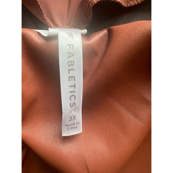 NWT Fabletics Vegan Leather Legging in Mahogany size 2X, High Waist Buttery Soft - Picture 6 of 16